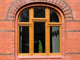 RUSTIKAL – nové dřevěné okno v historickém kabátě