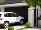 Jak se starat o garážová vrata – tipy na vlastní opravu a údržbu