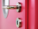 Lakované dveře a zárubně – přivítejte barvy ve svém domově